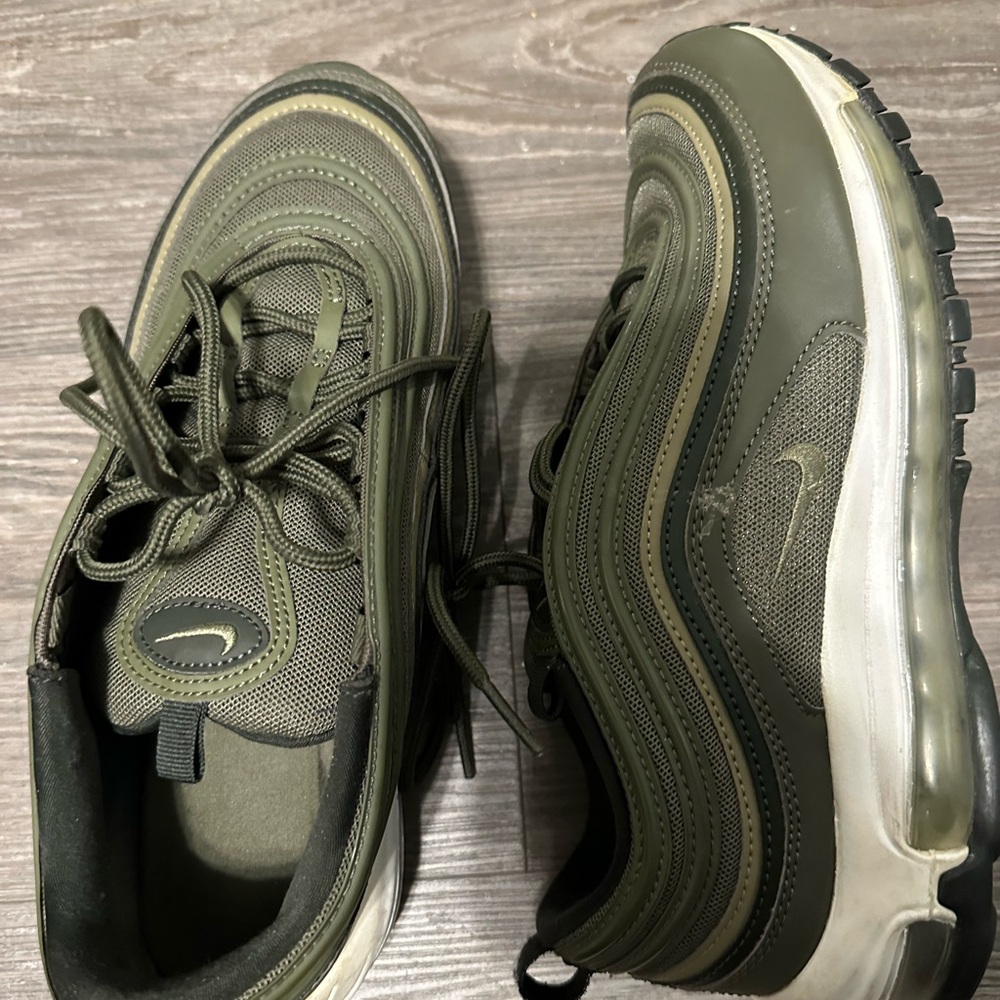 Nike air max 97 sz 9.5 in women .